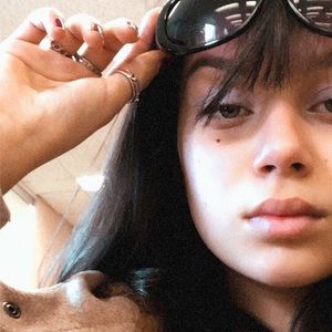 Meet your Posher, Asha